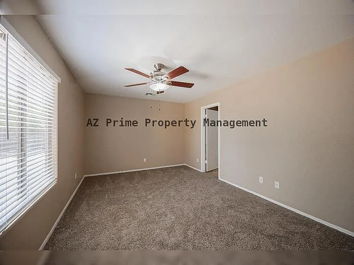6413 W Elwood St — Photo 9