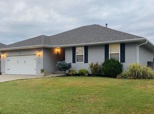 113 W Wilson St, Republic, MO 65738