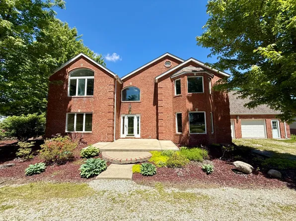5783 E State Rd #46, Batesville, IN 47006