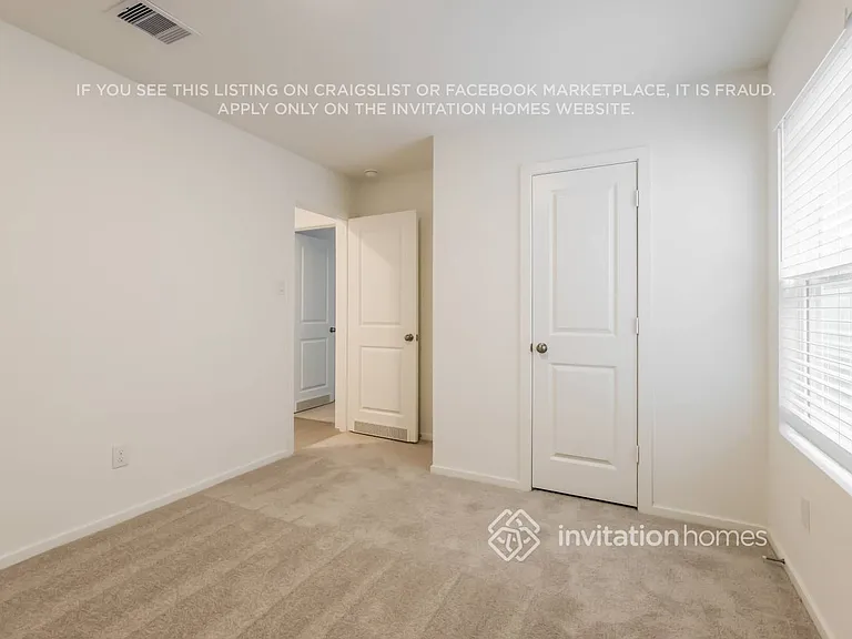 15290 Abella Dr — Photo 13