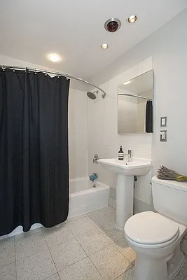 Sold by Wyllie Real Estate | media 11