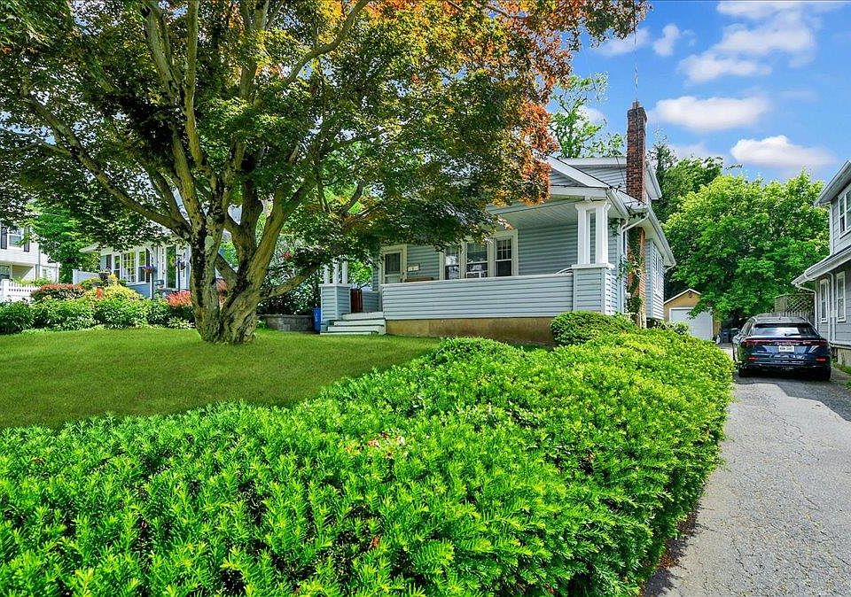 1st image of 9 Howard Avenue
