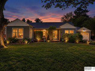 1622 N 52nd St, Omaha, NE 68104