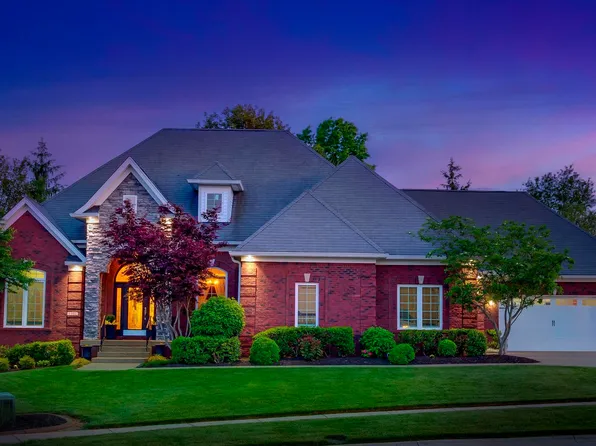 1102 Crossings Cove Ct, Louisville, KY 40245
