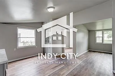 2950 N Dequincy St — Photo 4