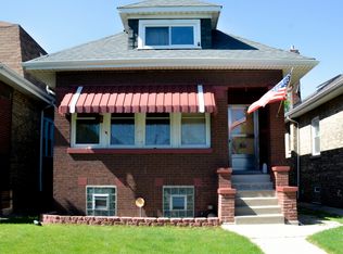 5106 W Wolfram St, Chicago, IL 60641