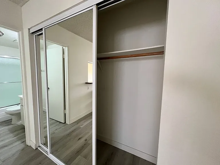 3730 S Sepulveda Blvd — Photo 12