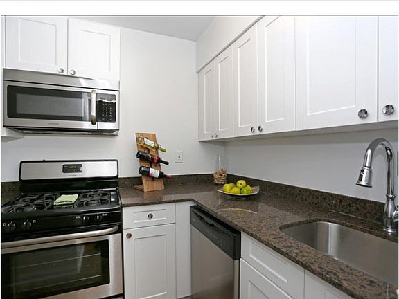 2nd image of 15 W 139th St APT 16J
