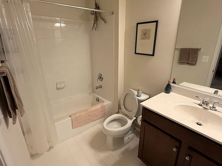 1100 Themis St SE — Photo 2