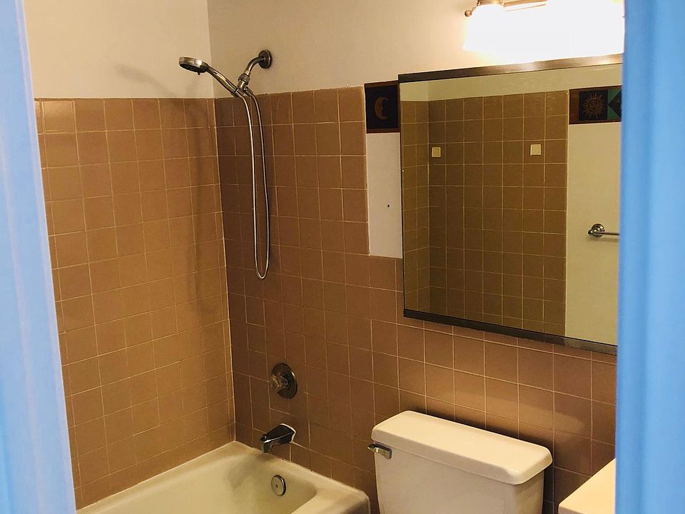 Full bath