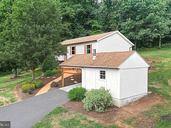 13255 Stamper Rd, Brogue, PA 17309