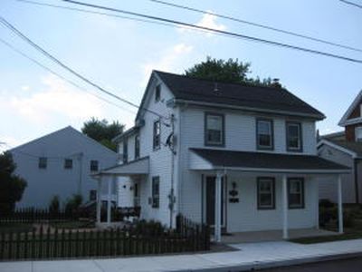206 N Hanover St, Elizabethtown, PA, 17022