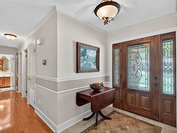 2nd image of 336 Reid Cir