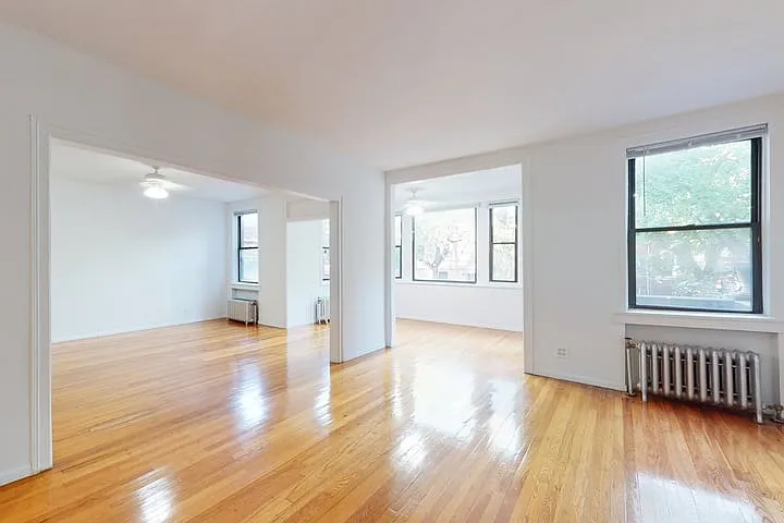 5508 S. Cornell Avenue — Photo 13