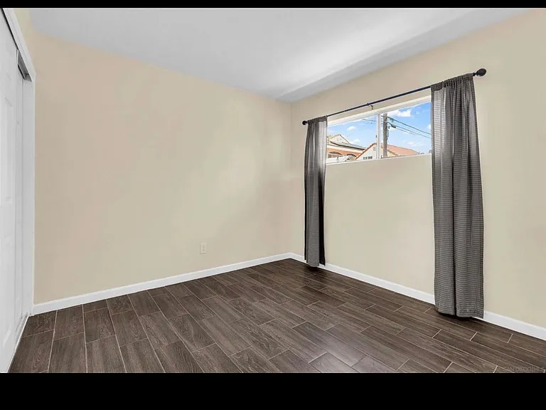 3736 46th St — Photo 9