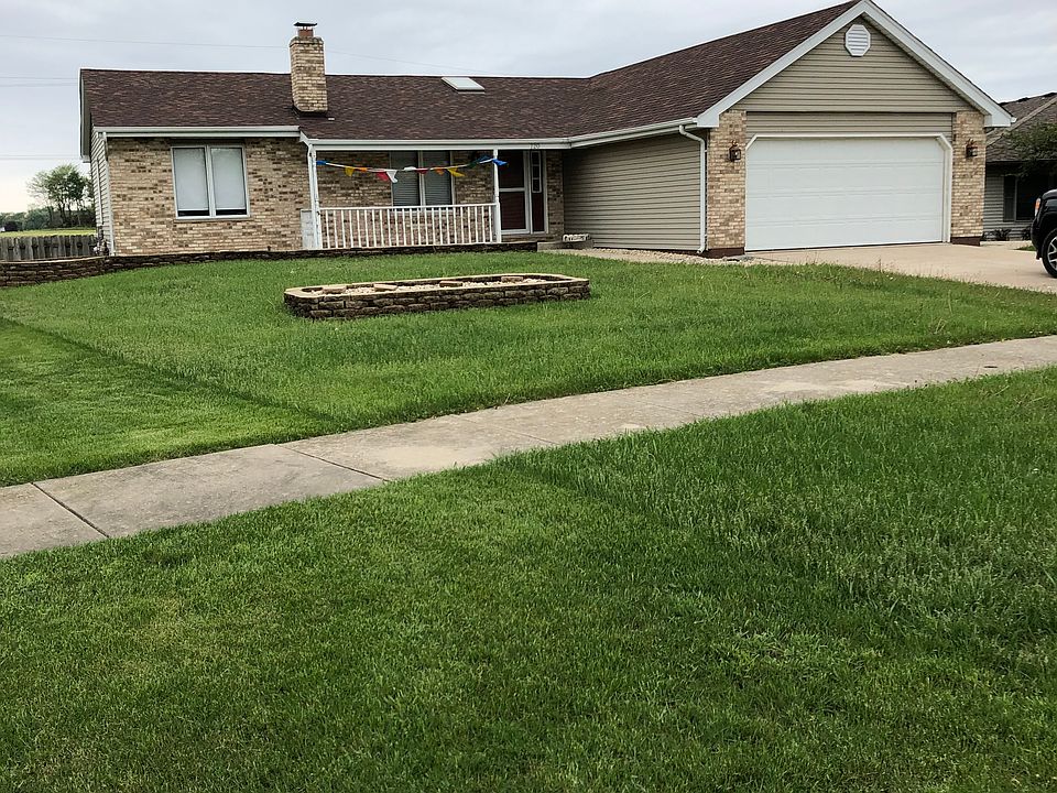1st image of 720 Joann Dr