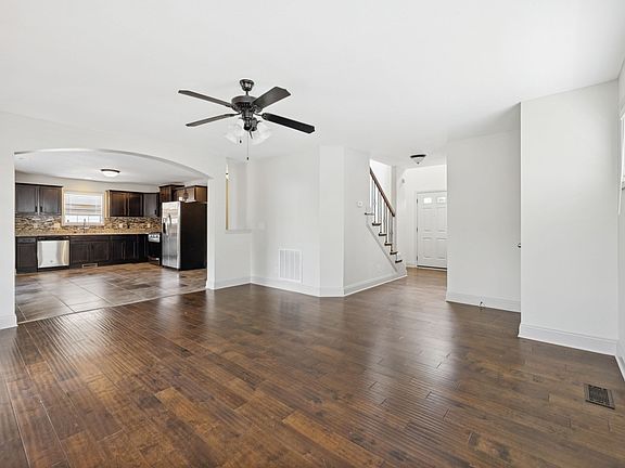 5th image of 3722 Windhaven Ct