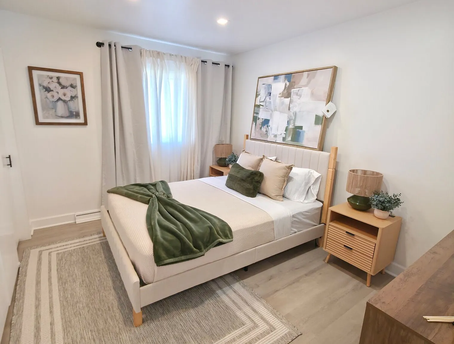 4 bed, 2.0 bath, $12,168 — Photo 3