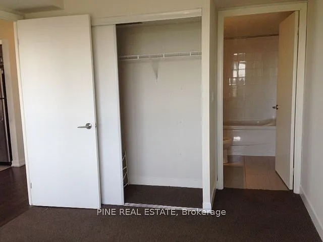 812 Lansdowne Ave #1212 — Photo 8