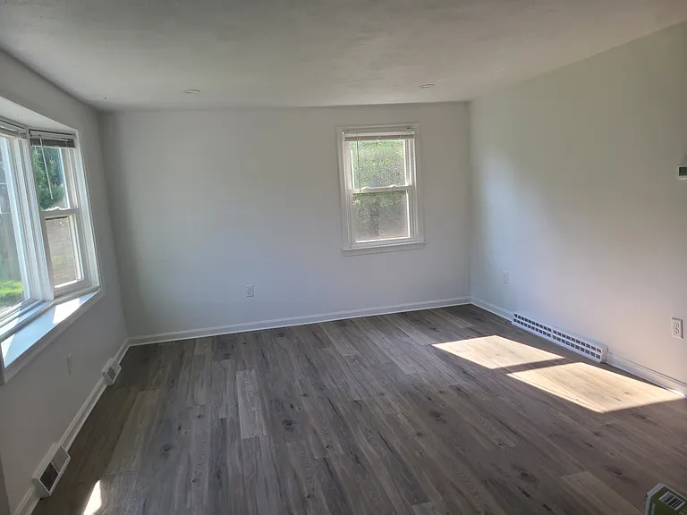 12 Eden St #12 — Photo 4