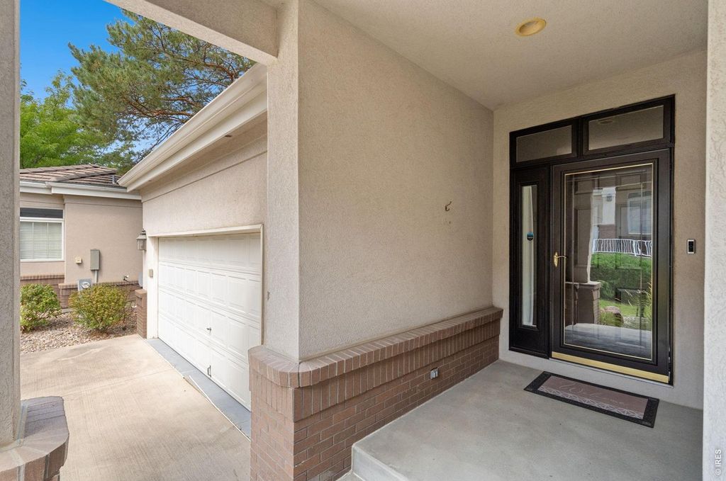 7320 Tamarisk Dr