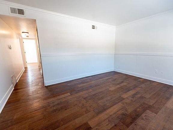 4th image of 231 W Columbia Ave