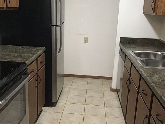 4th image of 7518 Carrington Dr APT D