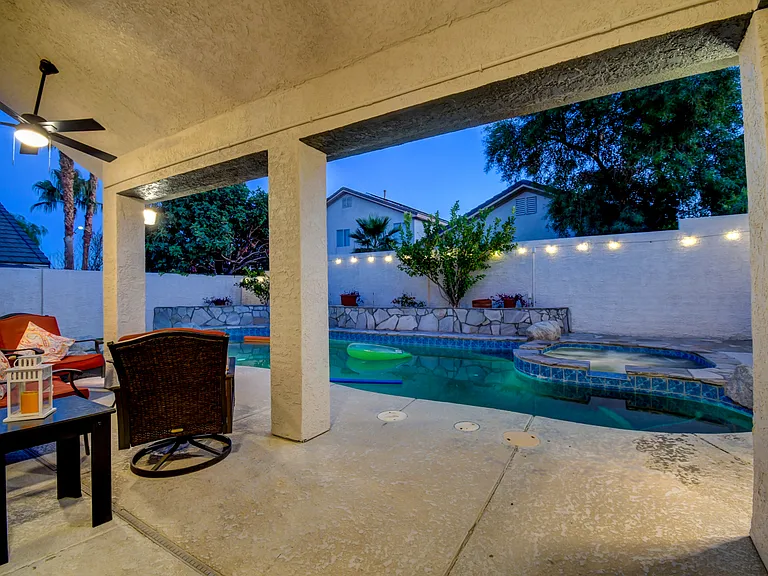 9657 Marble Peak Ct — Photo 48