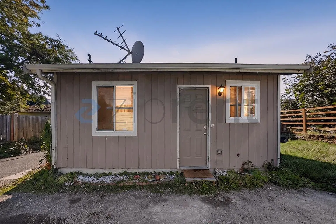 Smith & Fife Add — Photo 2