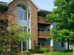 19239 Knowlton Pkwy APT 206, Strongsville, OH 44149