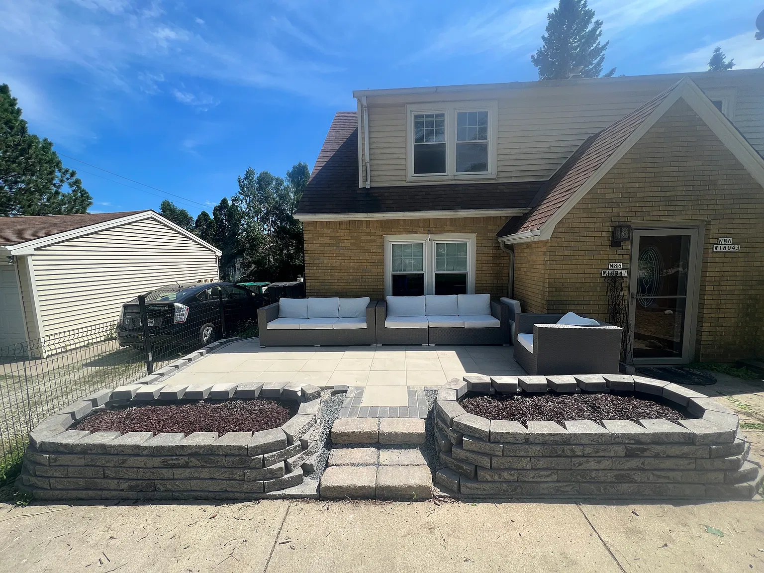 N86W18043 Main St — Photo 1