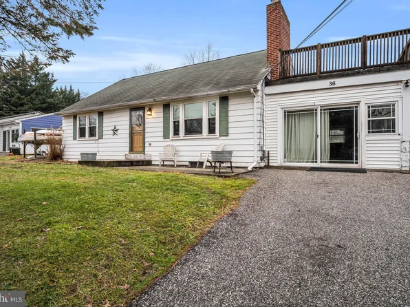 36 Dogwood Ln, Dillsburg, PA 17019