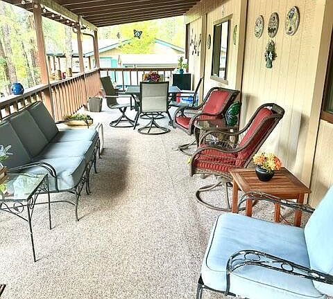 4th image of 150 Hunter Pl