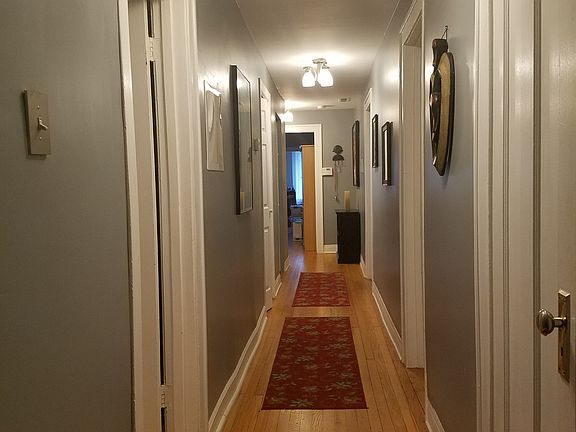 3rd image of 6724 S Paxton Ave #1