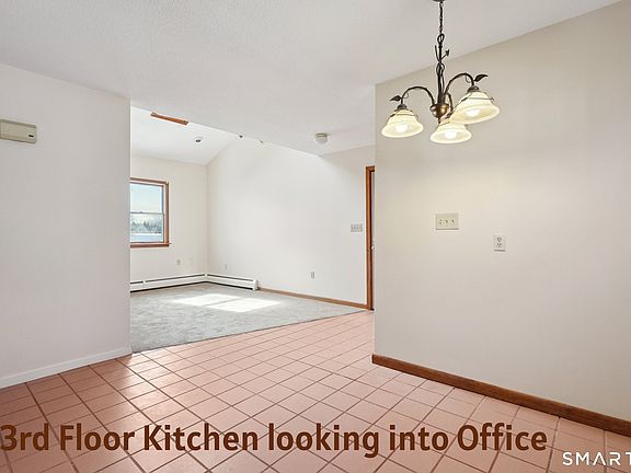 4th image of 13 Magnolia St Floor 3