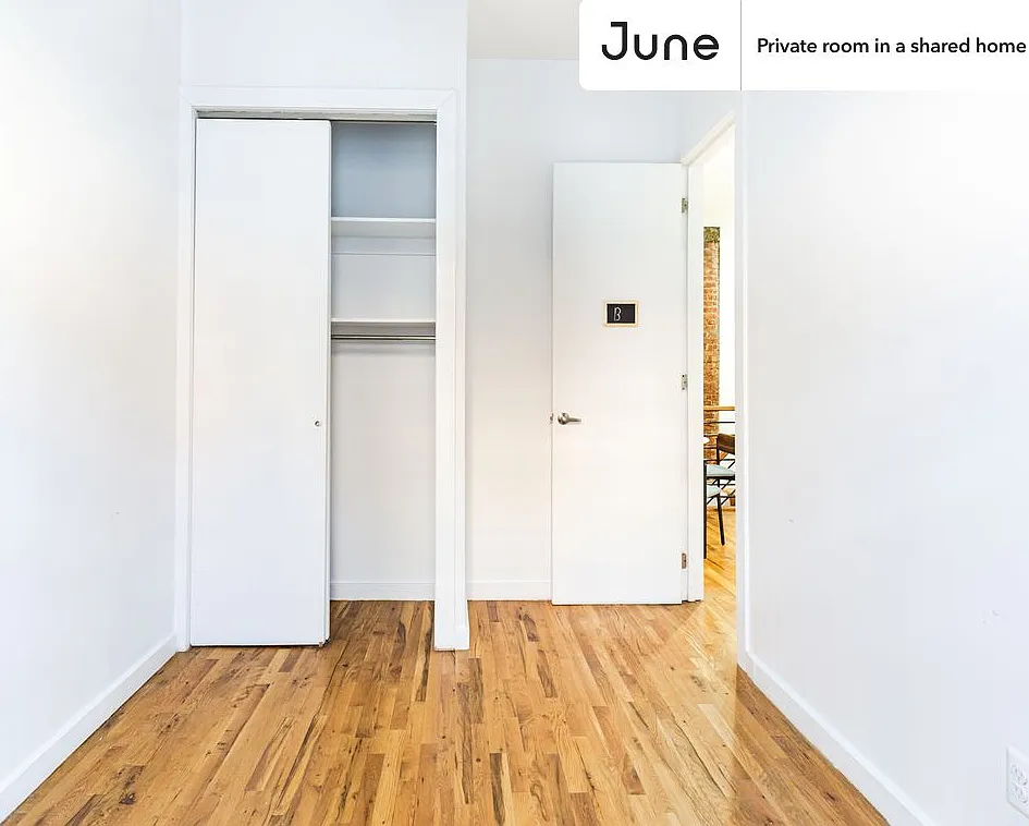 Full bedroom in 4 bed/2 bath home in Hamilton Heights #1683 B — Photo 3