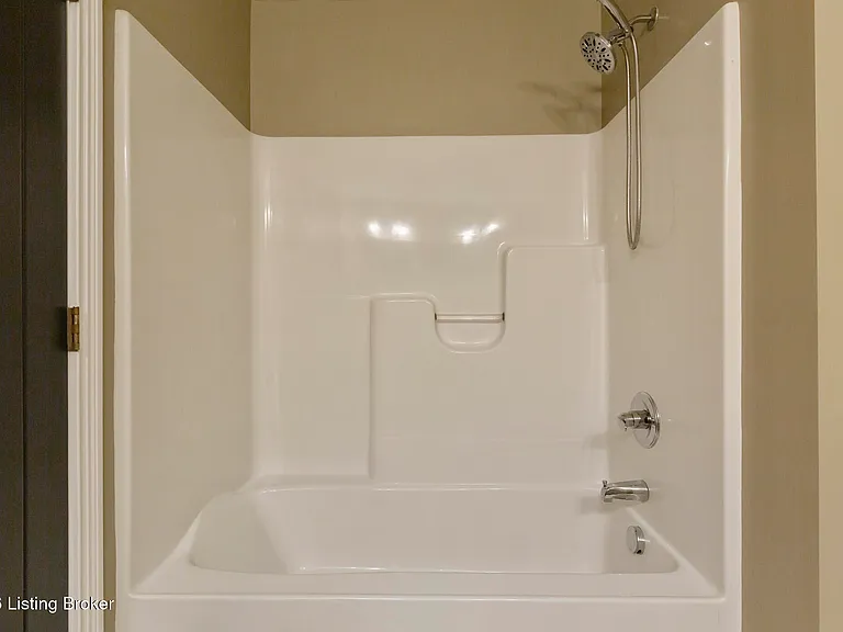 1802 Faith Ave — Photo 27