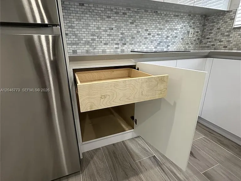 551 SW 57th Ave #2 — Photo 9
