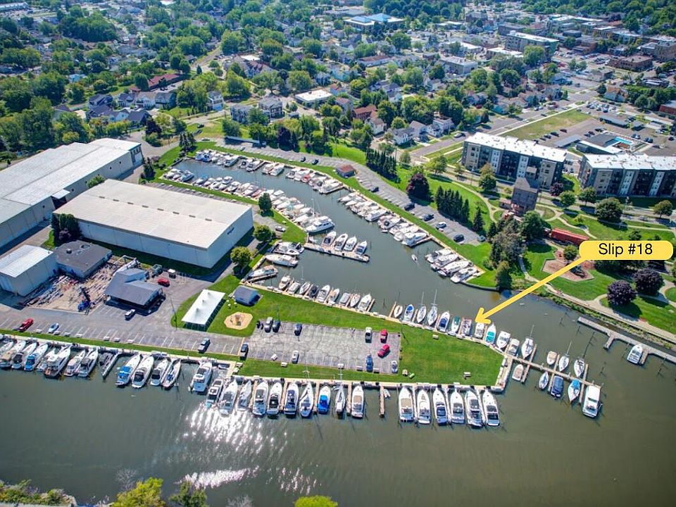 1st image of 18 Wharfside #18