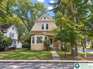 40 Fairview Ave, Mount Pocono, PA 18344