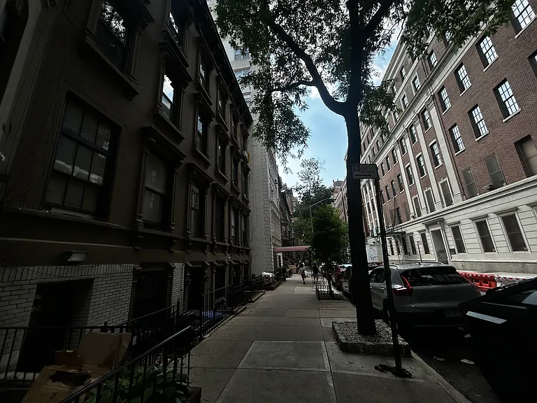 120 W 73rd St #3-A — Photo 12