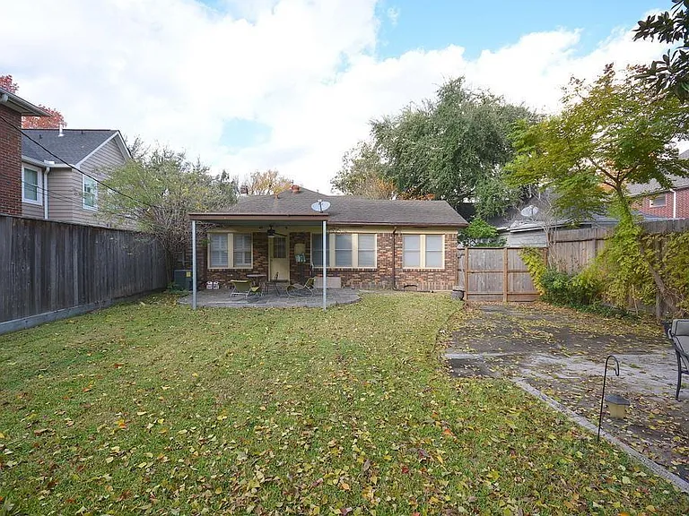 3027 Amherst St — Photo 19