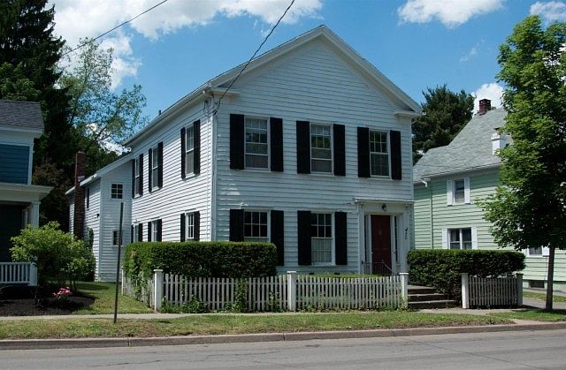 1st image of 50 Chestnut St