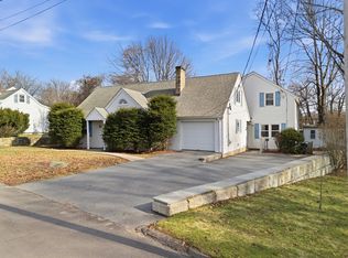 21 Janet Cir, Shrewsbury, MA 01545