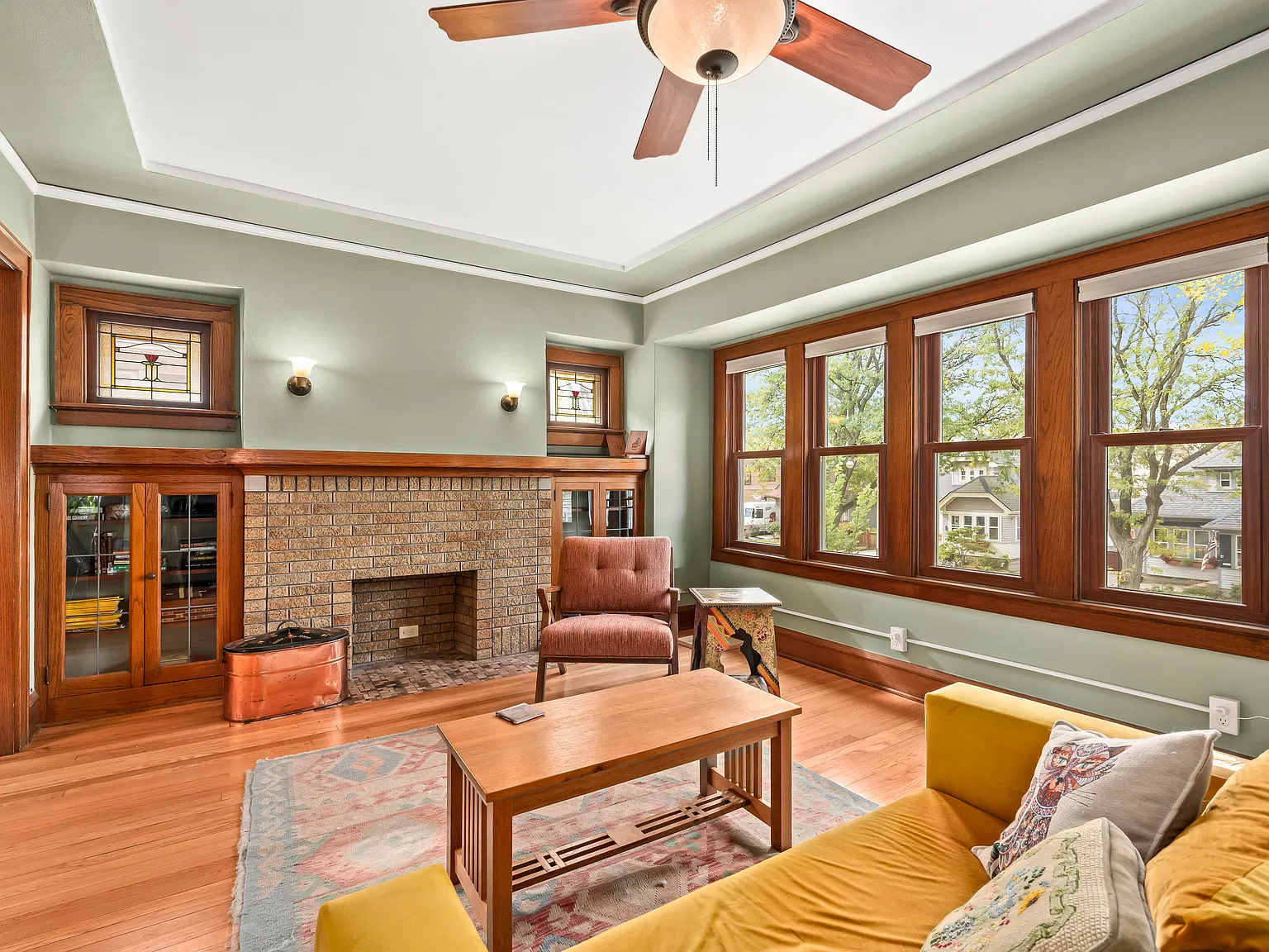 2 bed, 1100 sqft, $1,575 — Photo 4