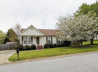 607 Dunwoody Dr, Simpsonville, SC 29681