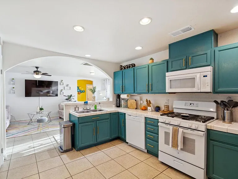 68107 Calle Las Tiendas — Photo 4