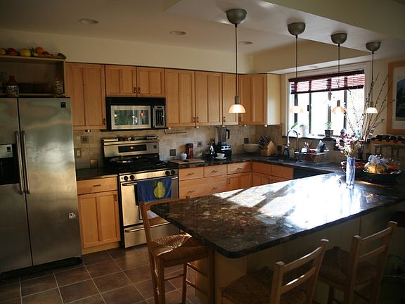 4th image of 372 Whimbrel Ln #372