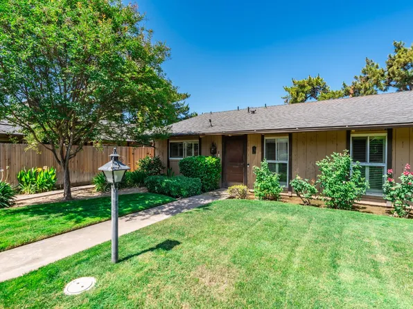 4849 N 7th St APT E, Fresno, CA 93726