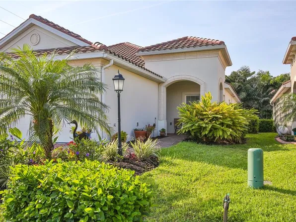 7107 Costa Bella Dr, Bradenton, FL 34209